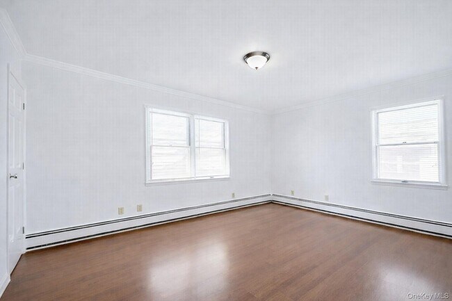 Building Photo - 82A 5th Ave