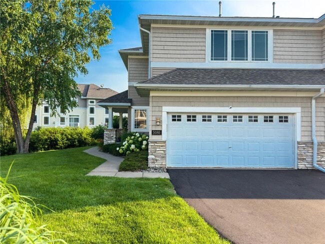 Building Photo - 5080 Yuma Ln N