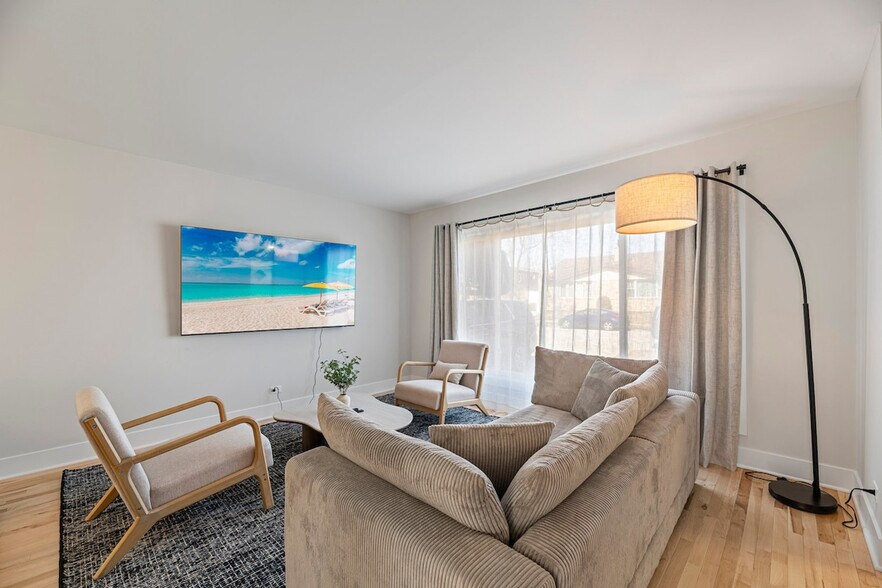 Building Photo - 9084 Barberry Ln