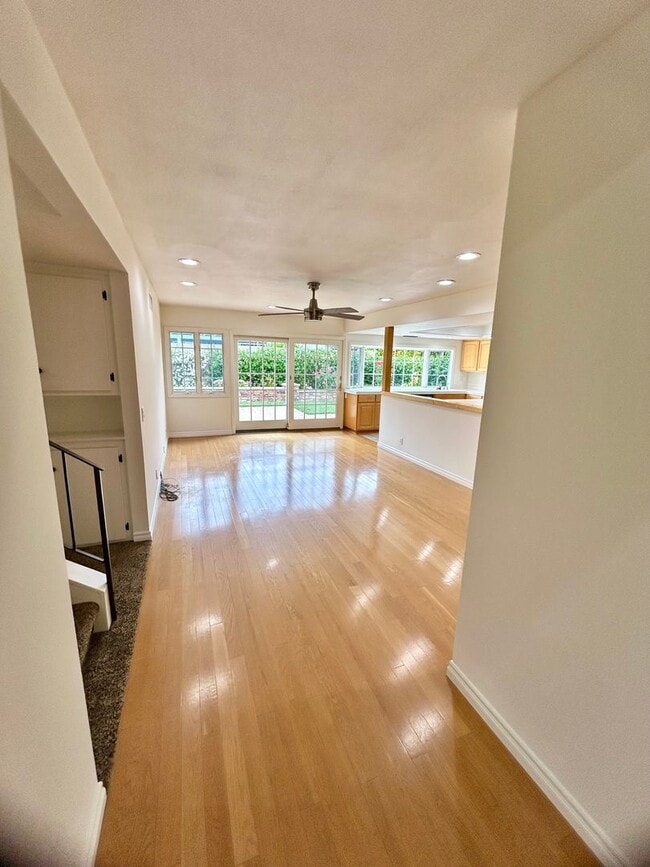 Building Photo - Beautiful 4 Bedroom/3 Bath Home with Bonus Room in Cypress, CA.   SOLAR Installed!