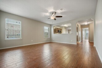 Building Photo - 15426 Sableton Crest Ln