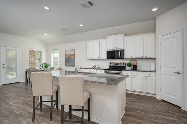 Building Photo - 3108 Dominion St