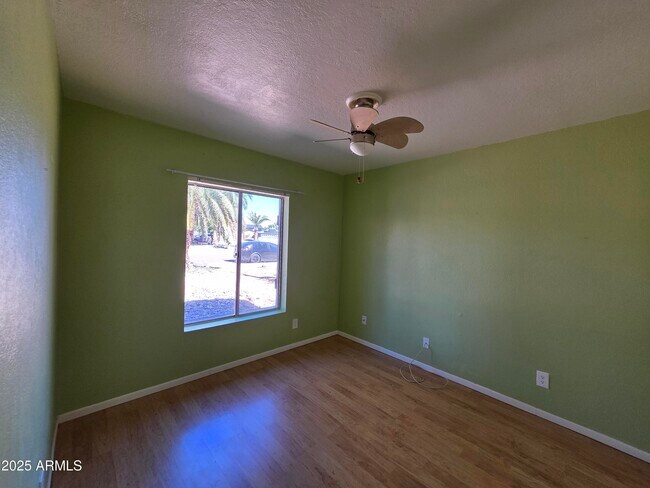 Building Photo - 6037 W Zoe Ella Way