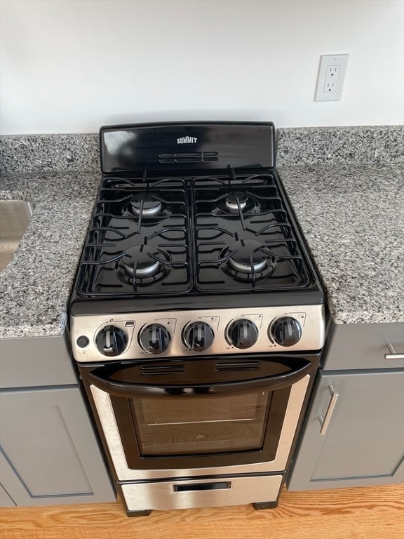 Building Photo - 64 Market St