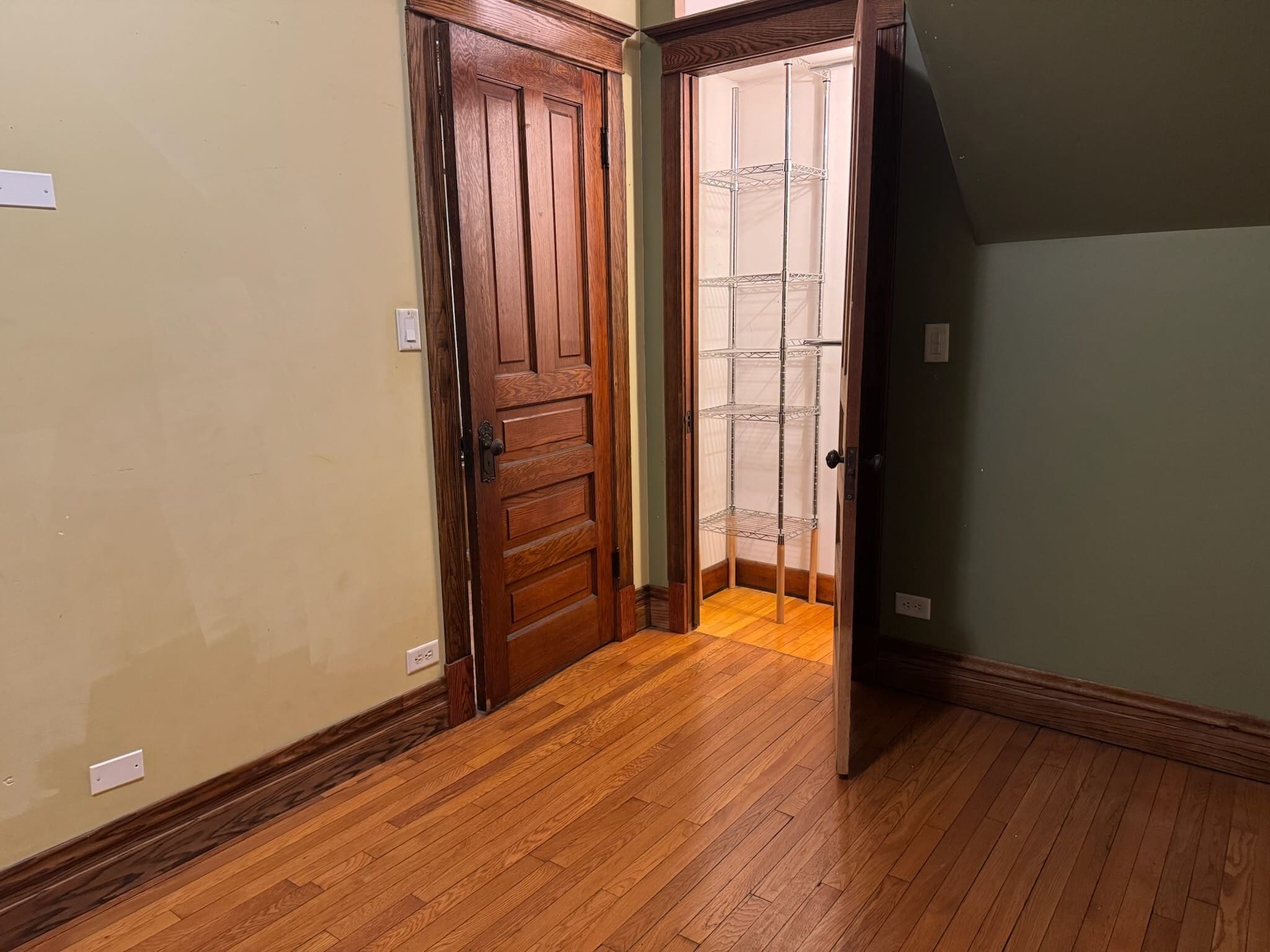 Bed Rm1 - 3248 W Evergreen Ave
