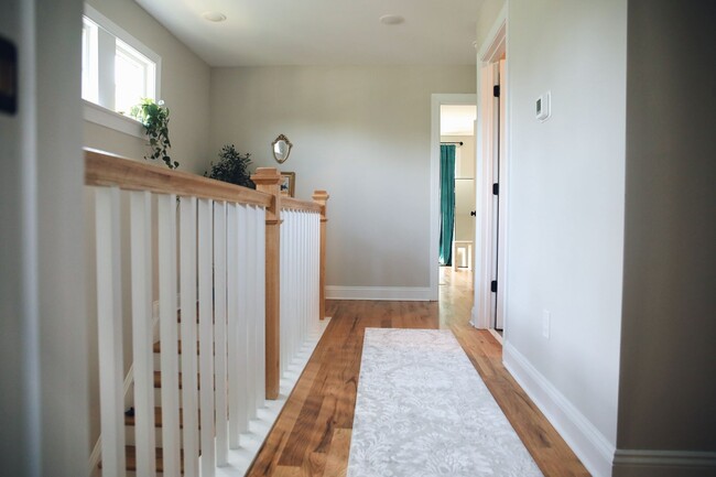 Building Photo - Gorgeous, New Home in Rocketts Landing: Available in July!