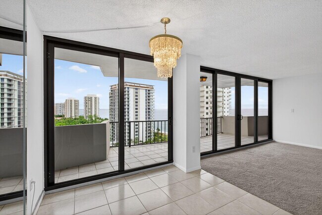 Building Photo - 4200 N Ocean Dr