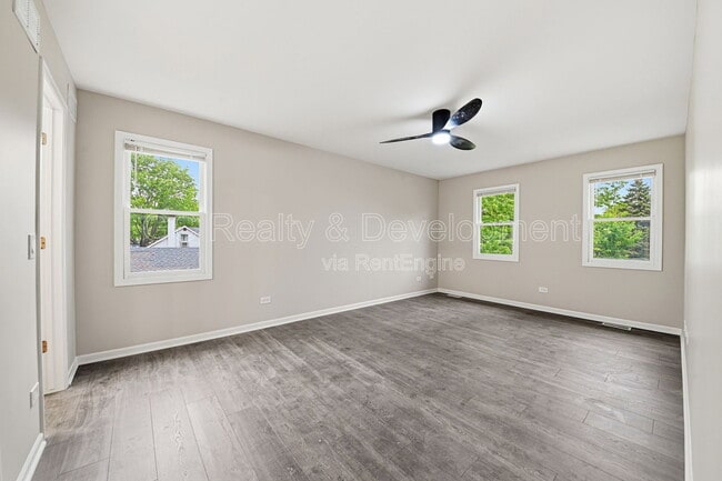 Building Photo - 1244 Pine Grove Ave