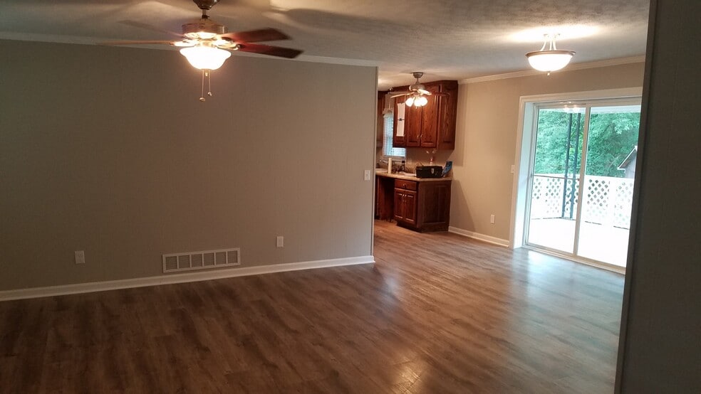 Family Room toward Kitchen - 115 Windy Hill Ct