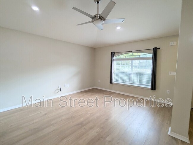 Building Photo - 5760 Jade Moon Cir