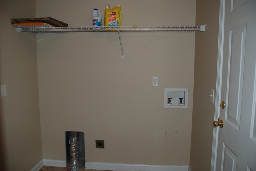 Utility room - 145 White Dogwood Ln