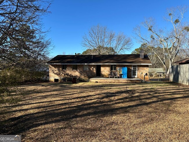 Building Photo - 10202 Foxfire Terrace