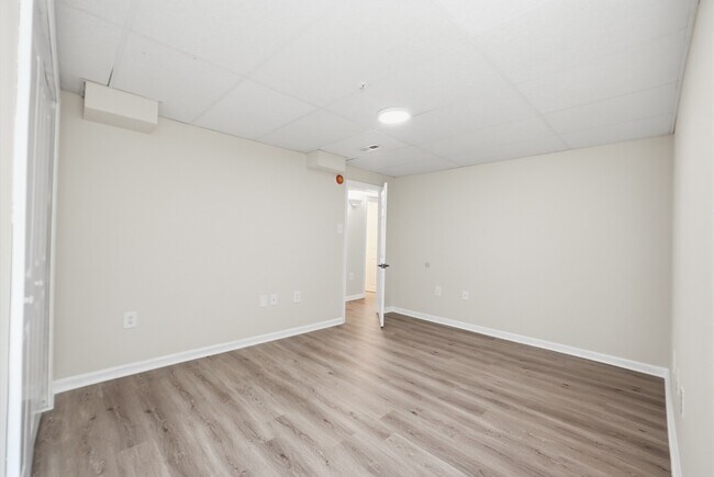 Building Photo - 3803 Allison St