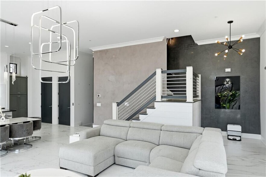 Building Photo - 11650 Folia Cir