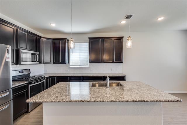 Building Photo - 705 Adelyn St