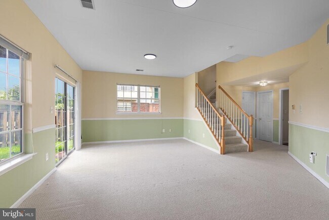 Building Photo - 21639 Kings Crossing Terrace