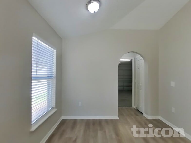 Building Photo - 4468 Woodley Creek Rd