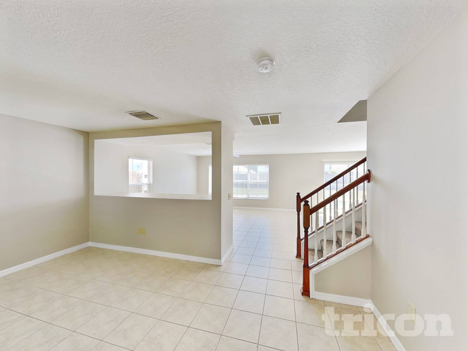 Building Photo - 10432 Boyette Creek Blvd