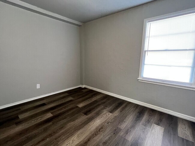 Building Photo - 1403 NW Lindy- COMING SOON!