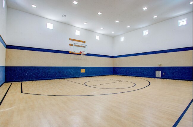 Building Photo - Dalrymple