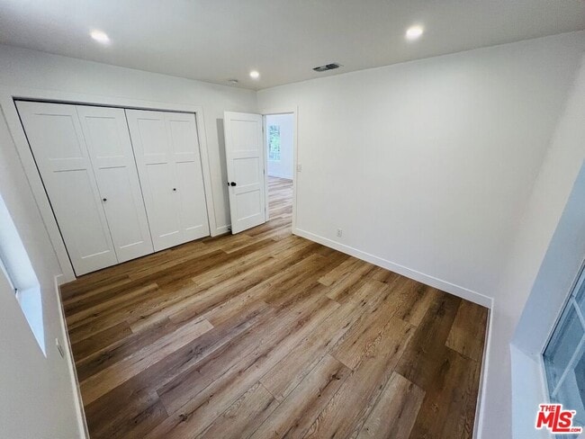 Building Photo - 3815 Fernwood Ave