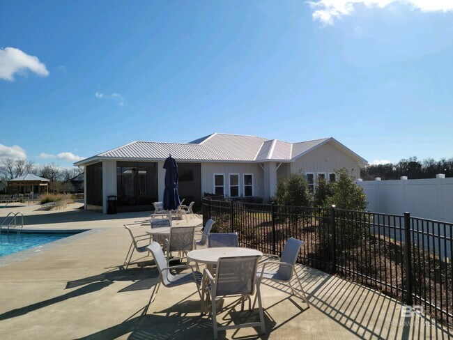 Building Photo - 10558 Ruffian Rte