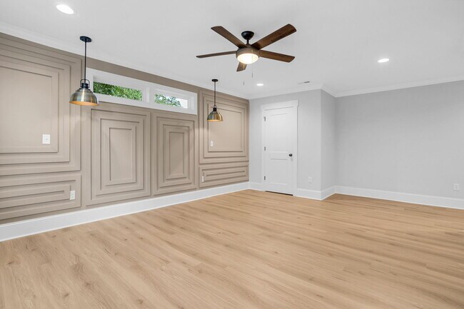 Building Photo - 108 Averill St