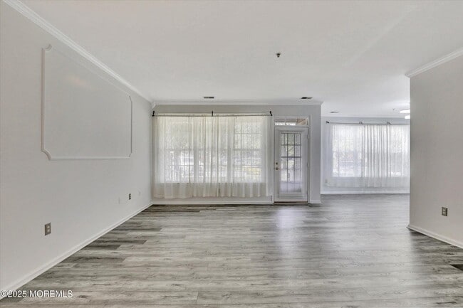 Building Photo - 337 St Andrews Pl