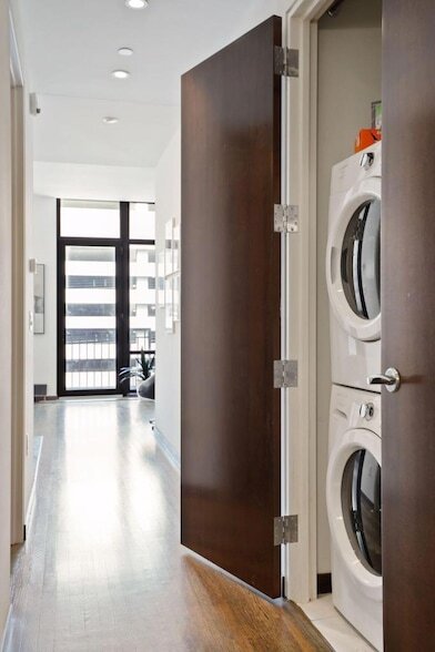 Building Photo - 201 S 11th St