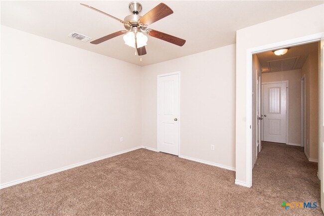 Building Photo - 3264 Vineyard Trail