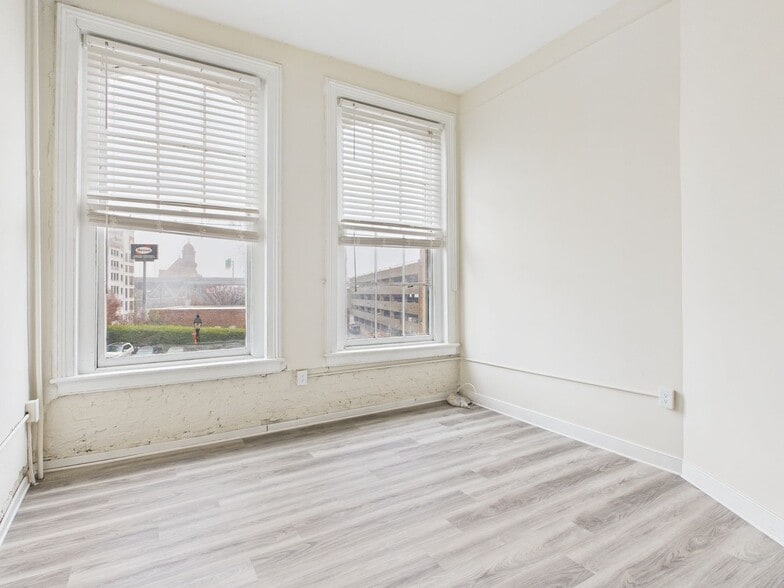 Interior Photo - Flats at 14th