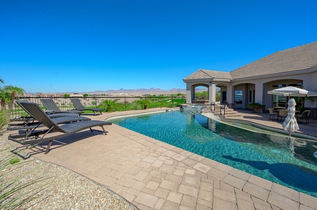 Building Photo - 1362 Pioneer Trail