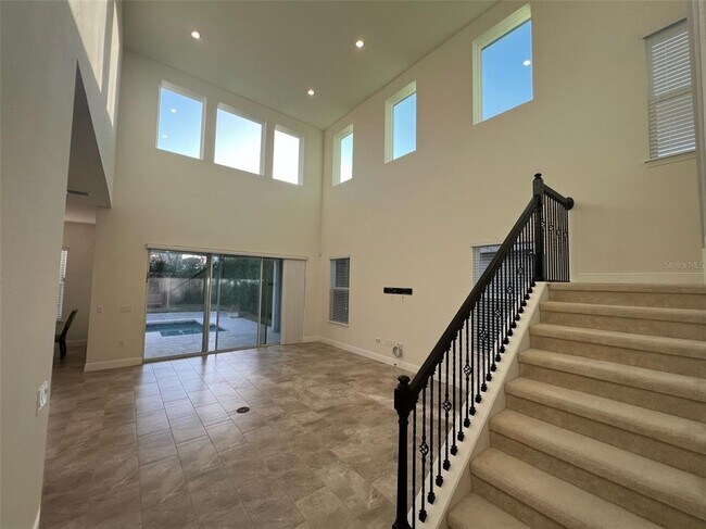 Building Photo - 8794 Crescendo Ave
