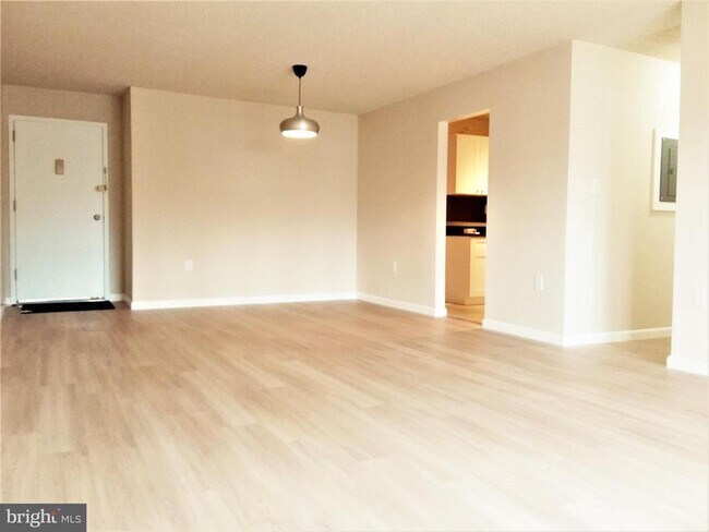 Building Photo - 3805 Swann Rd