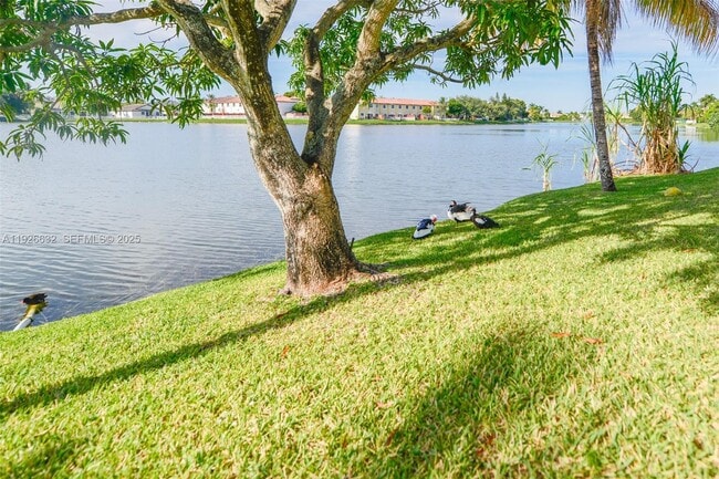 Building Photo - 5290 SW 134th Ave