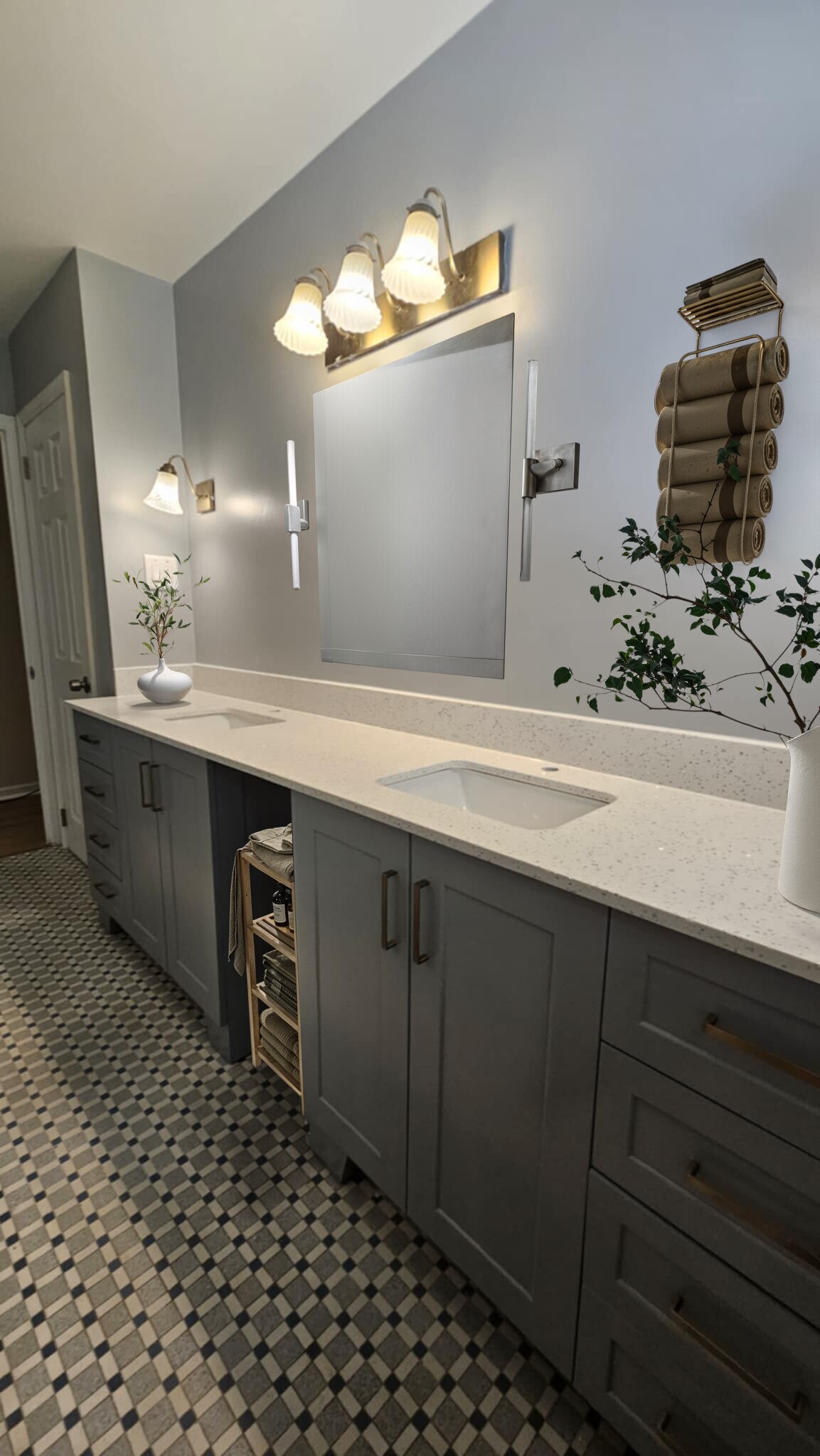 Building Photo - 2835 Hayden Dr