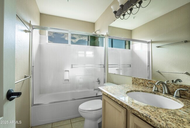 Building Photo - 9643 E Sheena Dr