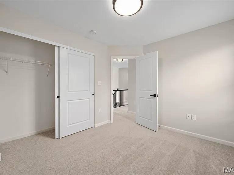 Building Photo - 3304 White Pine Dr