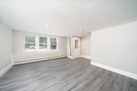 Building Photo - 213 Ogden Ave.