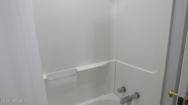 Building Photo - 7508 Dalehurst Dr S