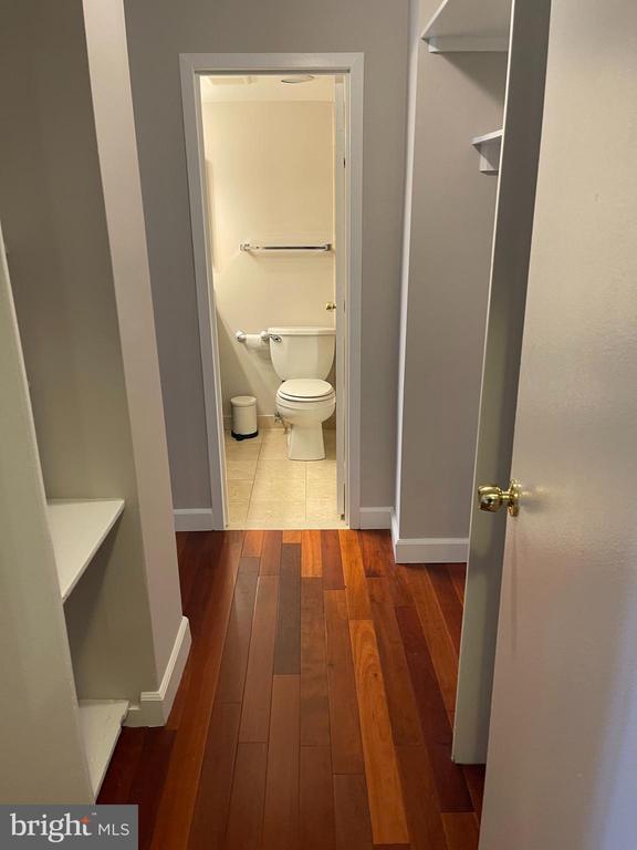 Building Photo - 950 25th St NW