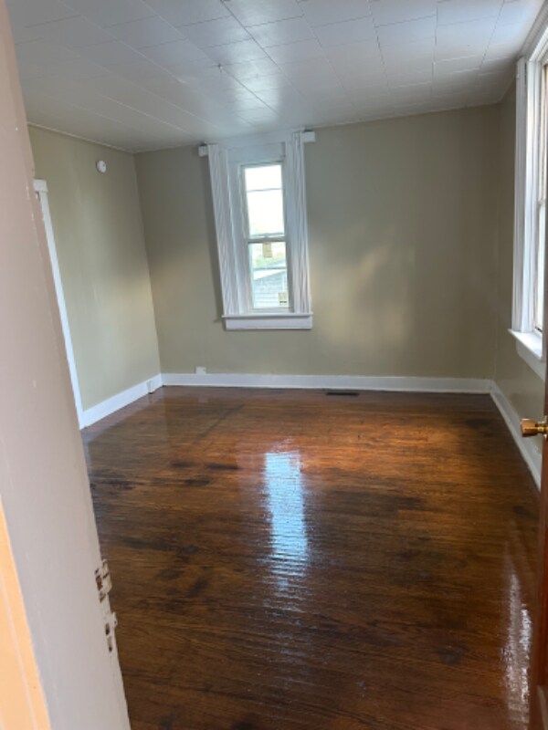 Building Photo - 644 Vine St