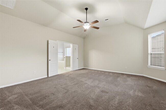 Building Photo - 4802 Taylor Drive