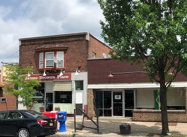 Building Photo - 1352-1356 Culver Road