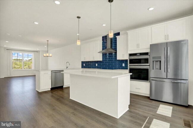 Building Photo - 11301 Carobel Ct