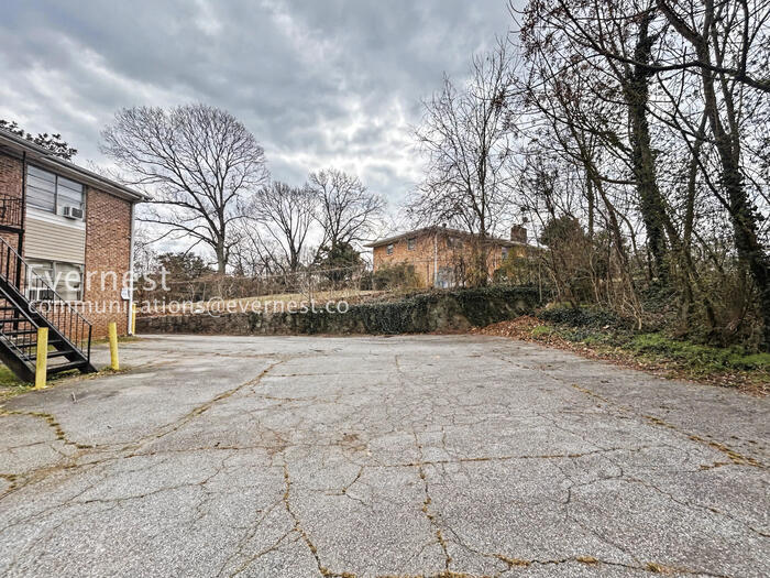 Building Photo - 4527 Glade Rd