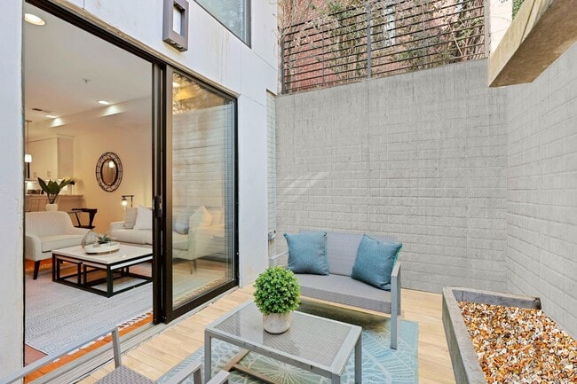 Building Photo - 2140 Wisconsin Ave NW