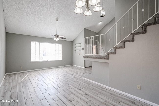 Building Photo - 9208 W Gary Rd