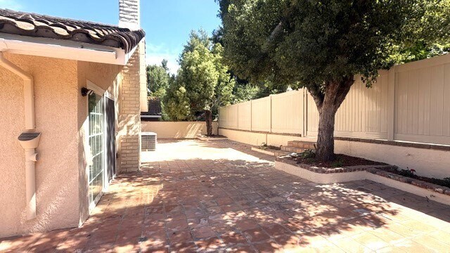 Building Photo - 1571 Kiowa Crest Dr