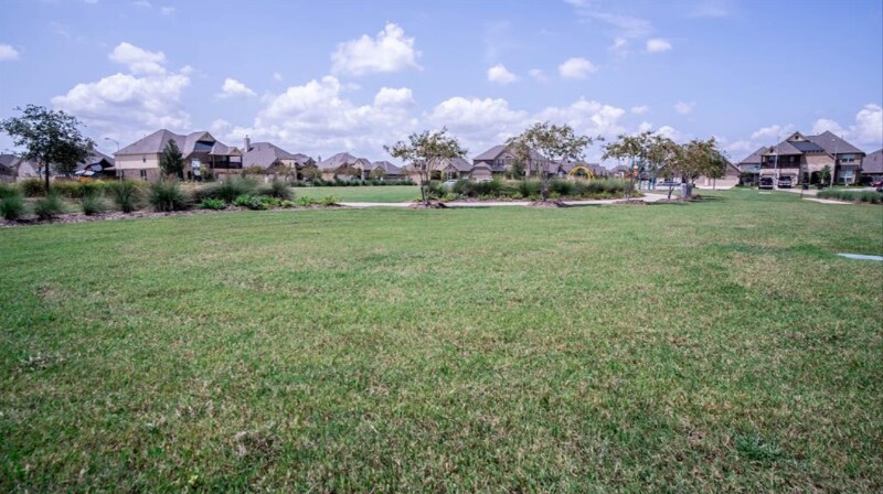 Building Photo - 3806 E Briarlilly Park Cir